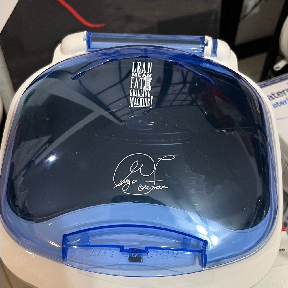 George Foreman Blue Grill Machine - Picture 2 of 10
